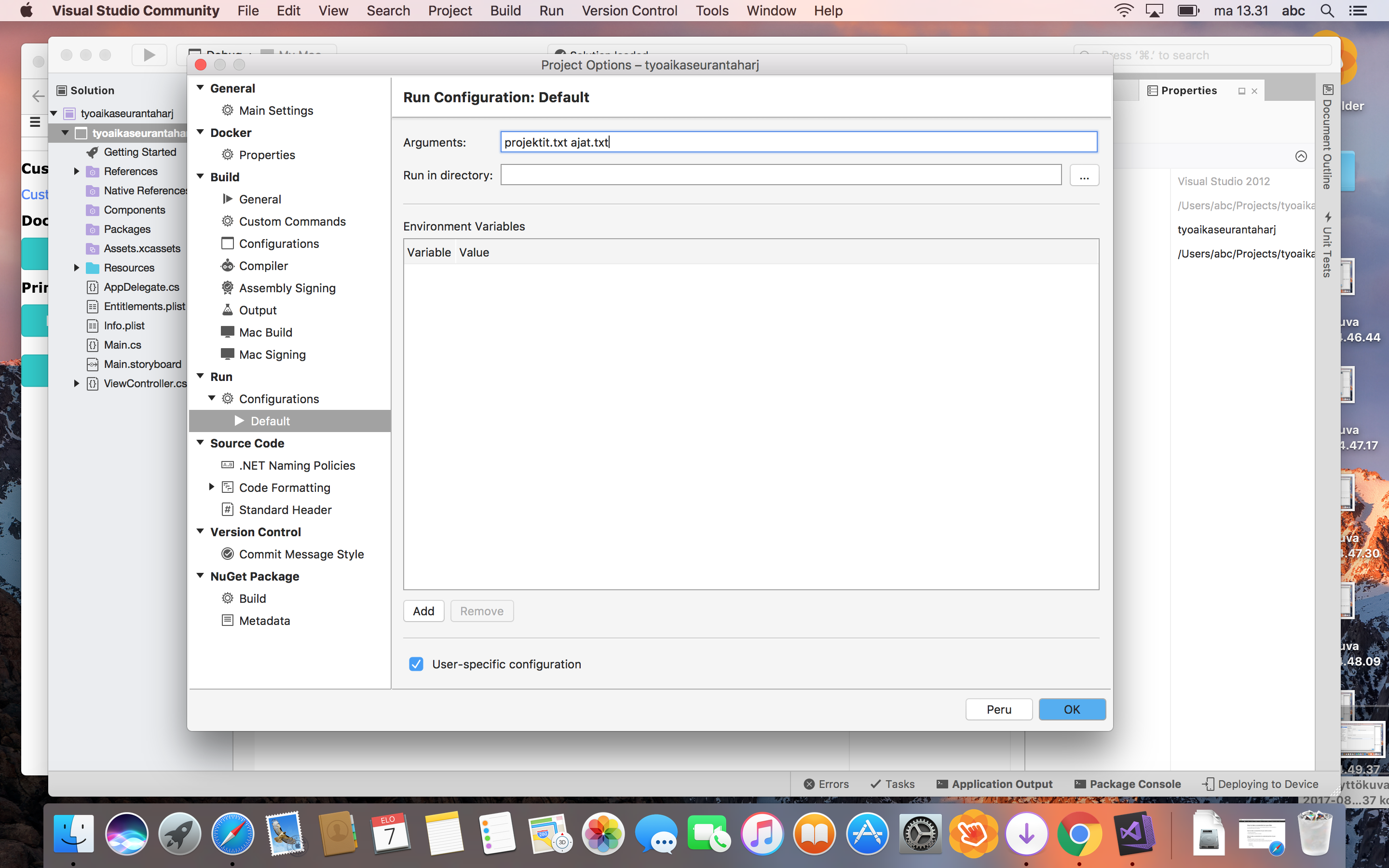 Xamarinissa argumenttien asetus löytyy tuplaklikkaamalla projektin nimeä kohdasta Run/Configurations/Default. Kirjoita Arguments-kohtaan argumentit.
